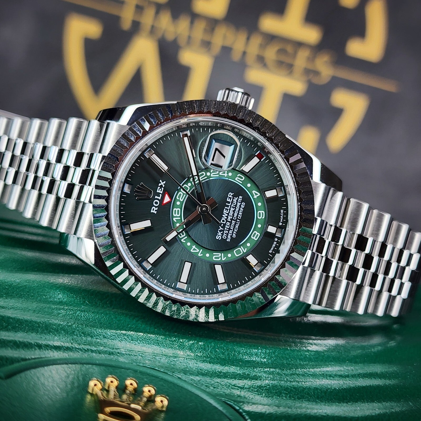 ROLEX SKY-DWELLER GREEN DIAL JUBILEE ساعة رولكس سكاي دويلر – قرص أخضر